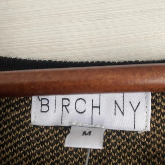 BIRCH NY Beige & Black Colorblock Cardigan - NWT Size Medium - Gold Clasp - Picture 4 of 5